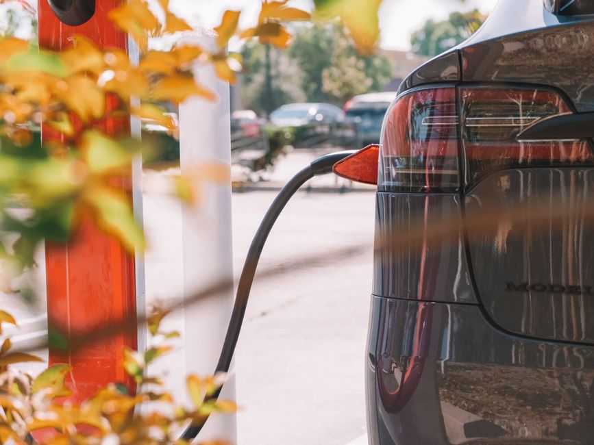 Voiture électrique d’occasion : pièges à éviter